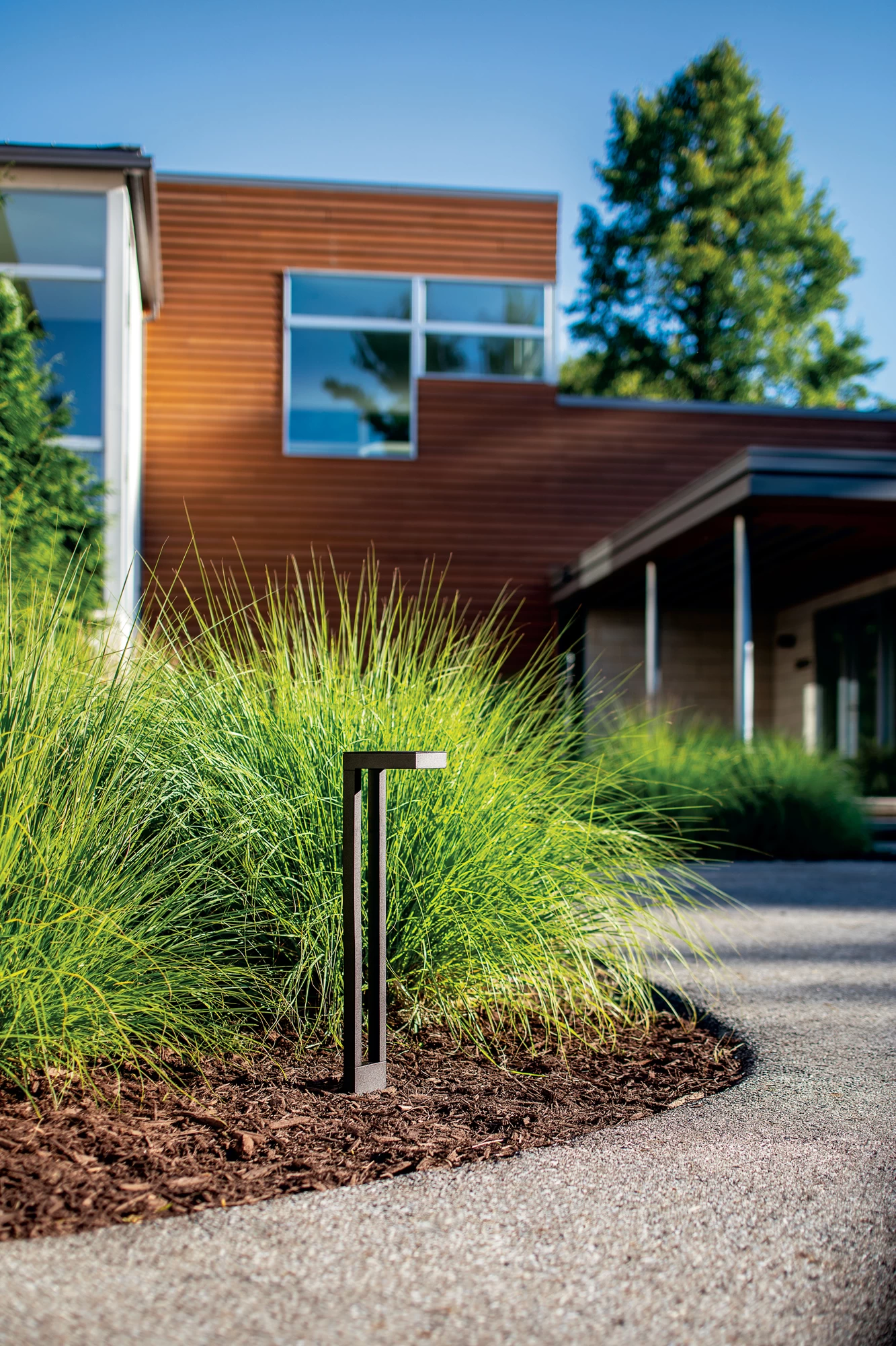 12V Two Arm Path Light - Image 2