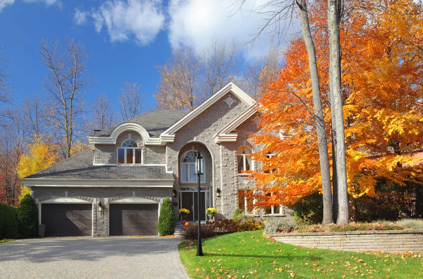 Z-LIte Roundhouse 511 Outdoor Pole Light