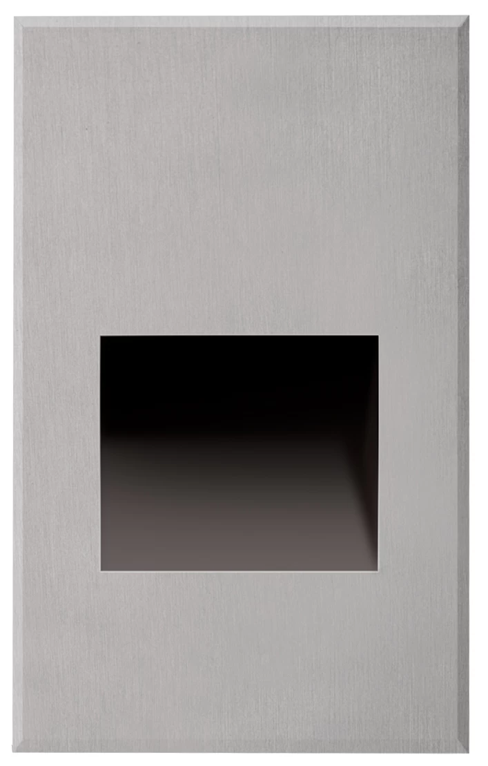 Sonic Outdoor 120V Vertical Step Light - Image 3