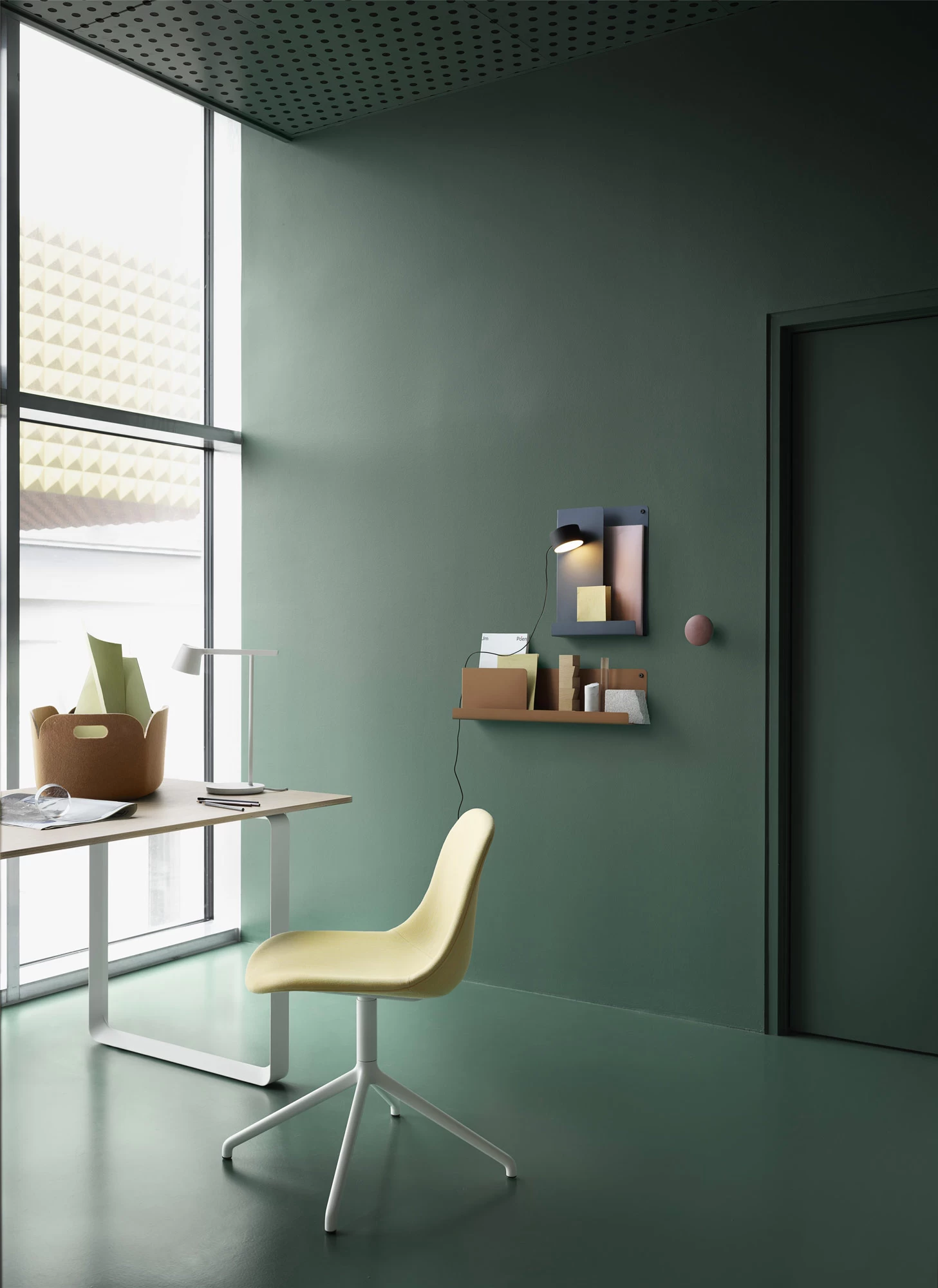 Muuto Post Plug-in Wall Sconce - Image 3