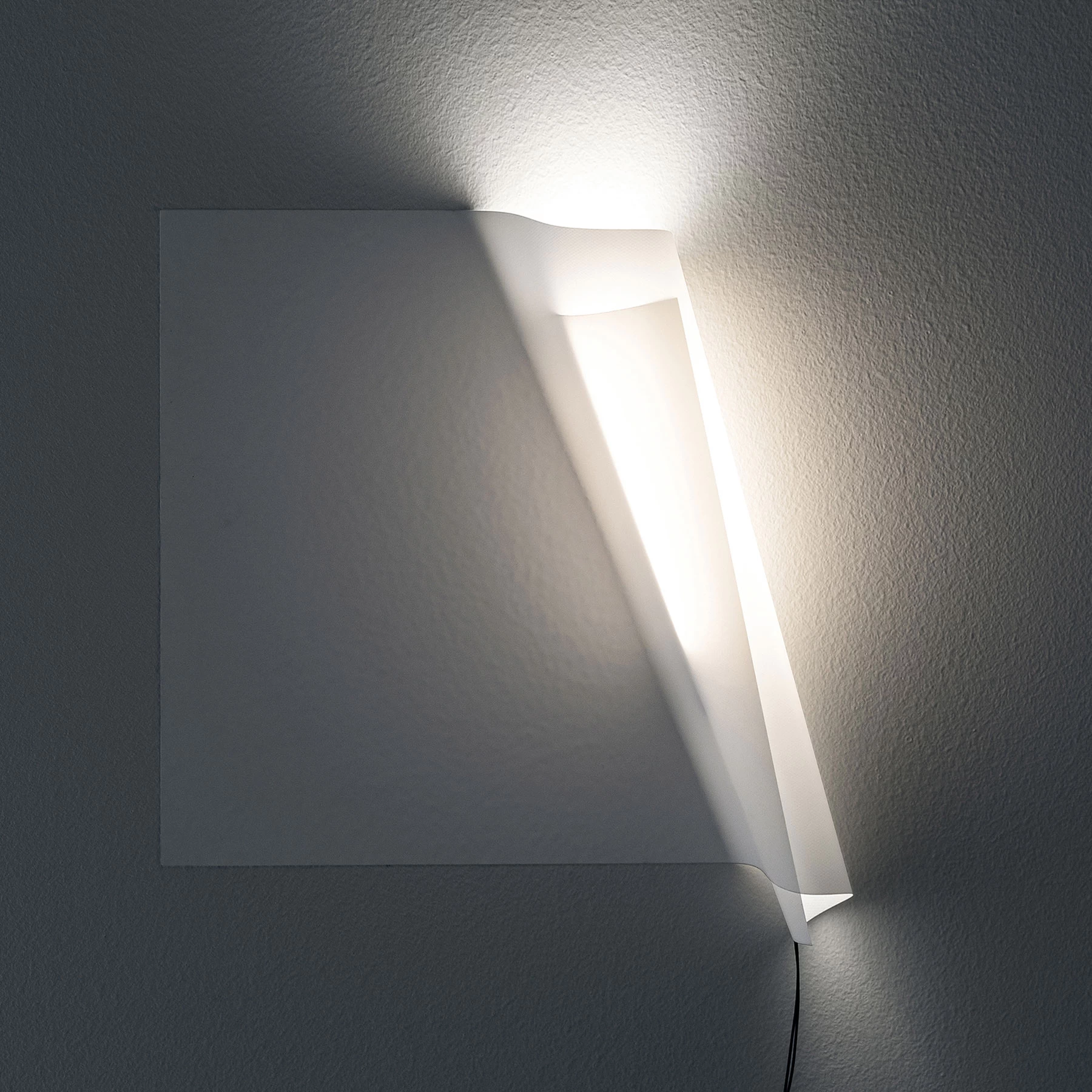 Pagina Plug-In Wall Light - Image 7