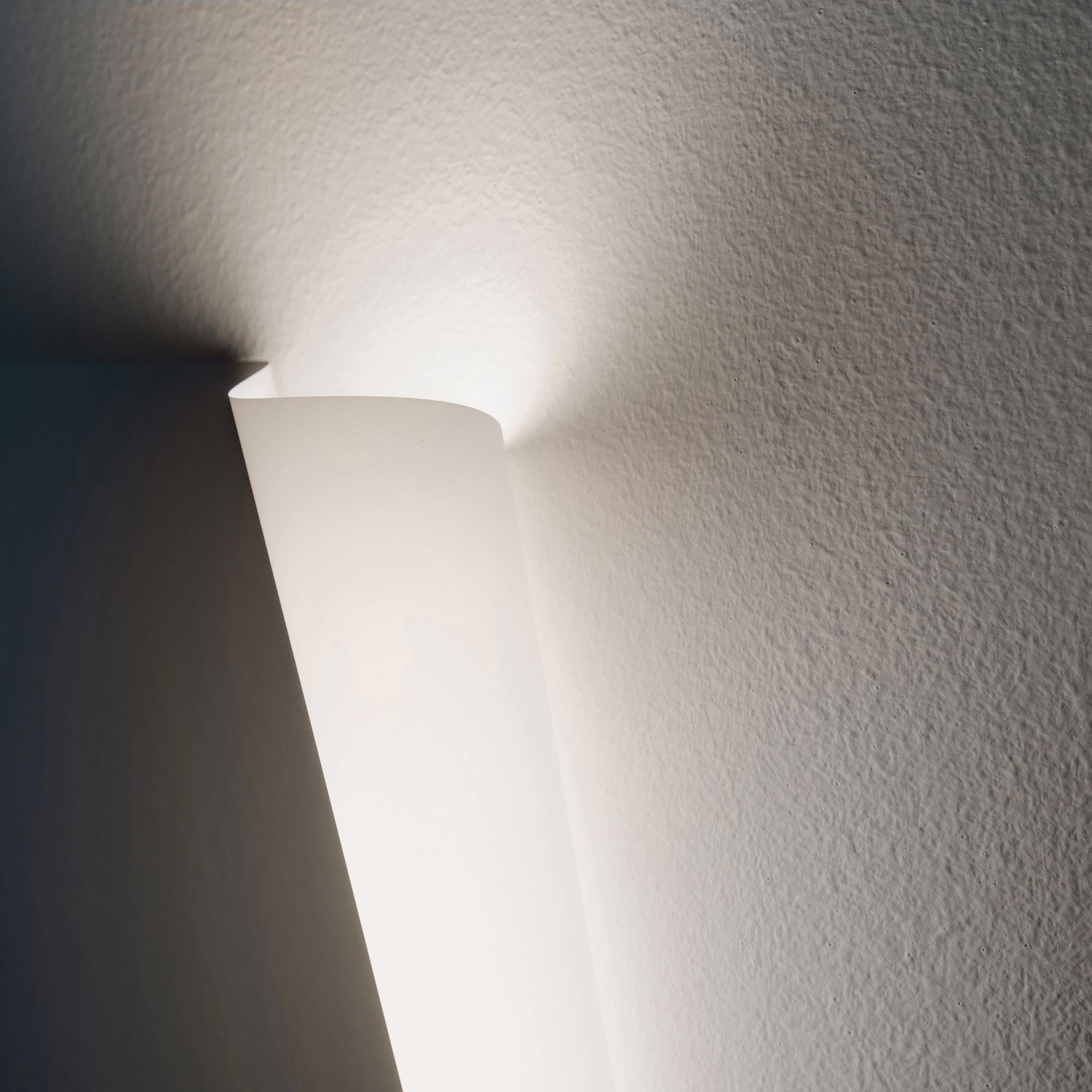Pagina Plug-In Wall Light - Image 4