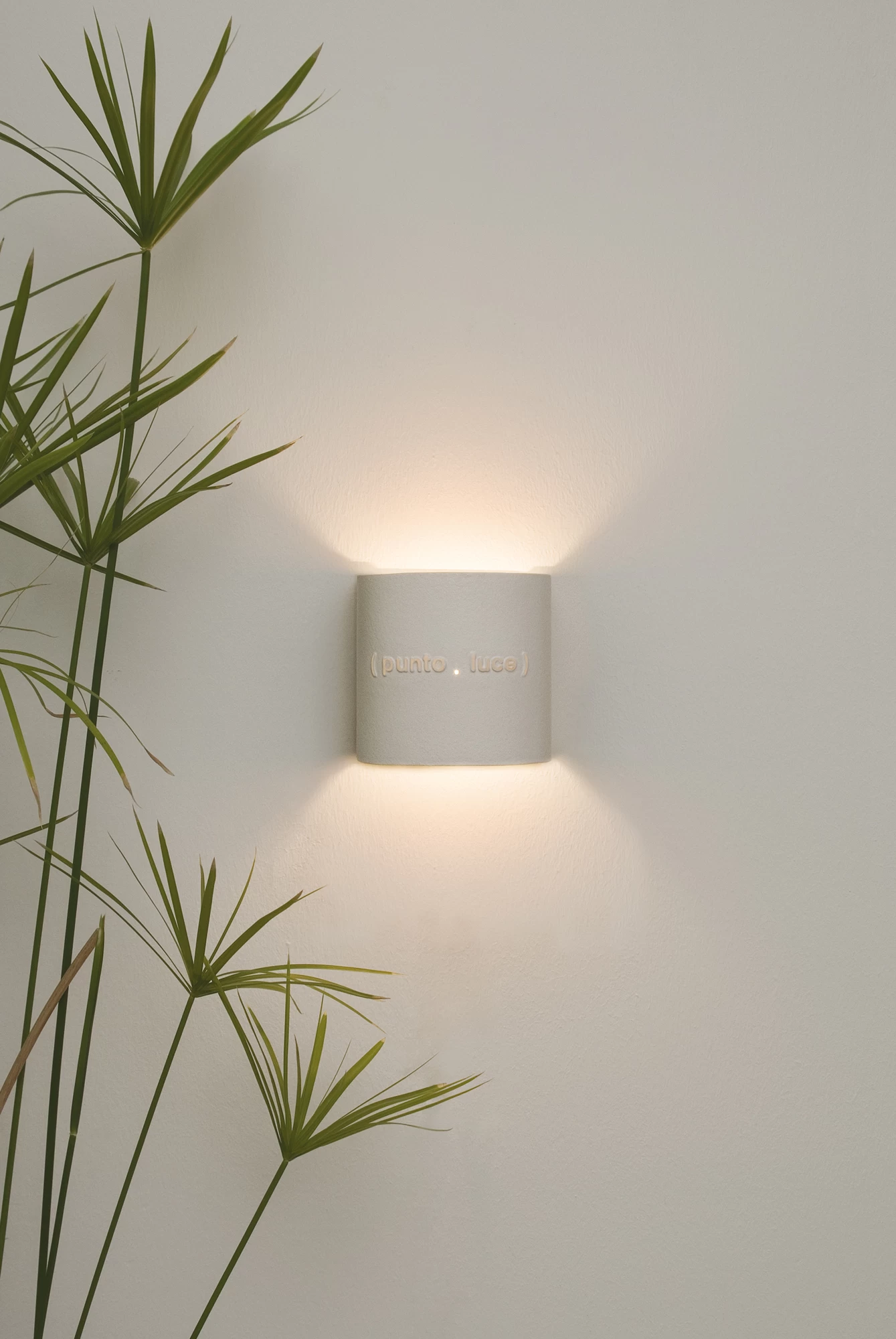 Luna Punto Luce Wall Light - Image 2