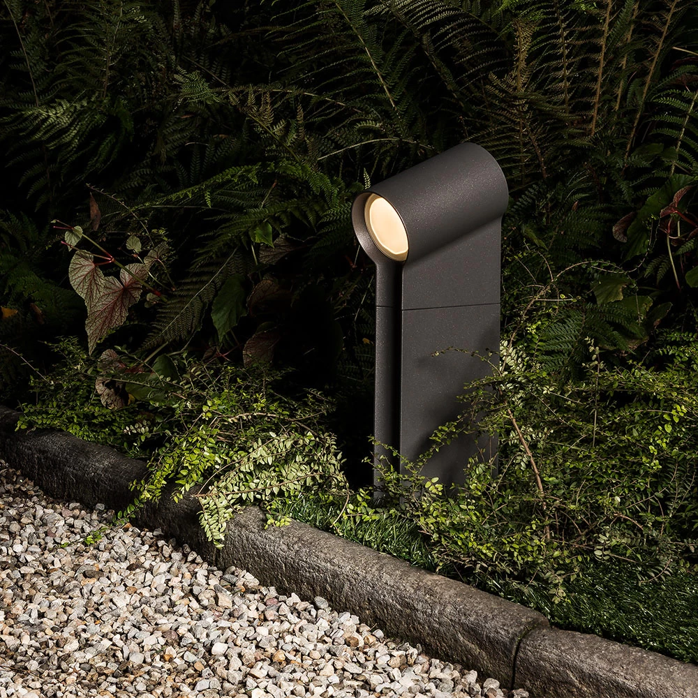Artemide Oblique Outdoor Path Light - Image 2