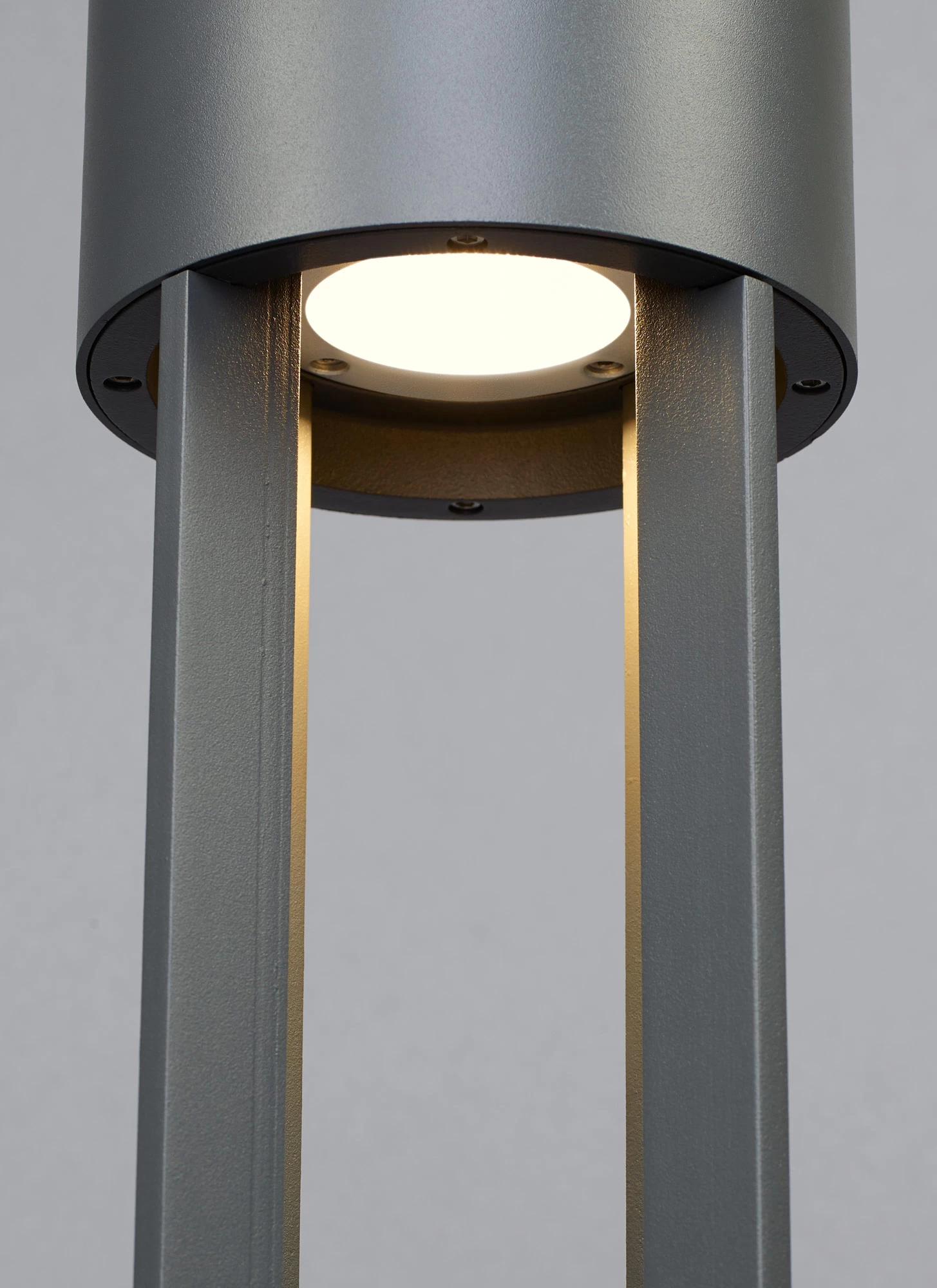 Turbo Outdoor Column Light - Image 4