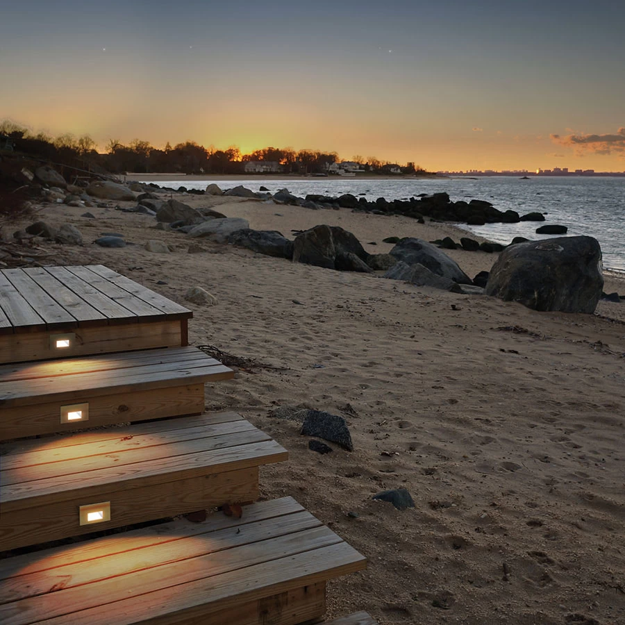 120V LED100 Horizontal Scoop Step Light - Image 2