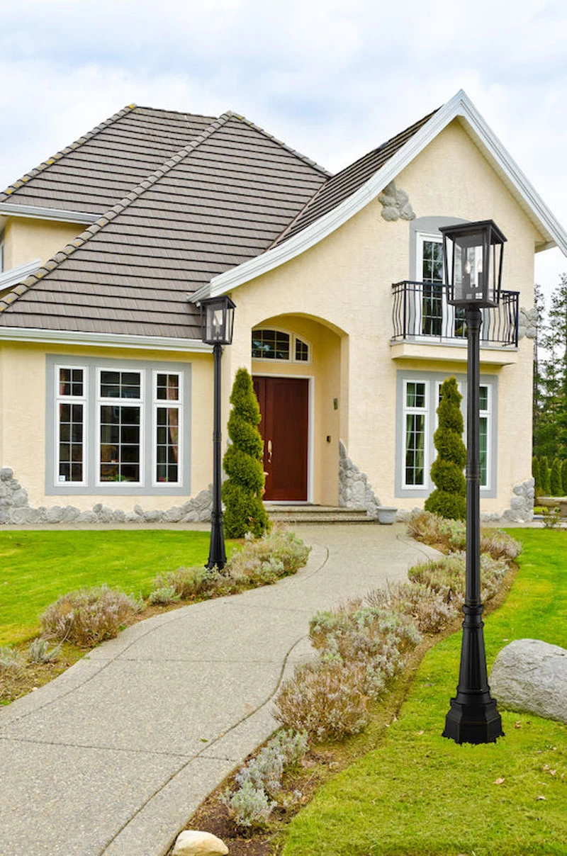 Z-LIte Seoul 564 Outdoor Pole Light